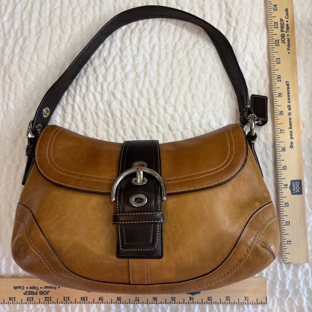 COACH SOHO Two Tone British Tan & Black EUC Vintage Shoulder Bag $$ Firm 🖤